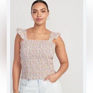 OLD NAVY Smocked Ditsy Floral Flutter‎ Sleeve Tank Top Size Large